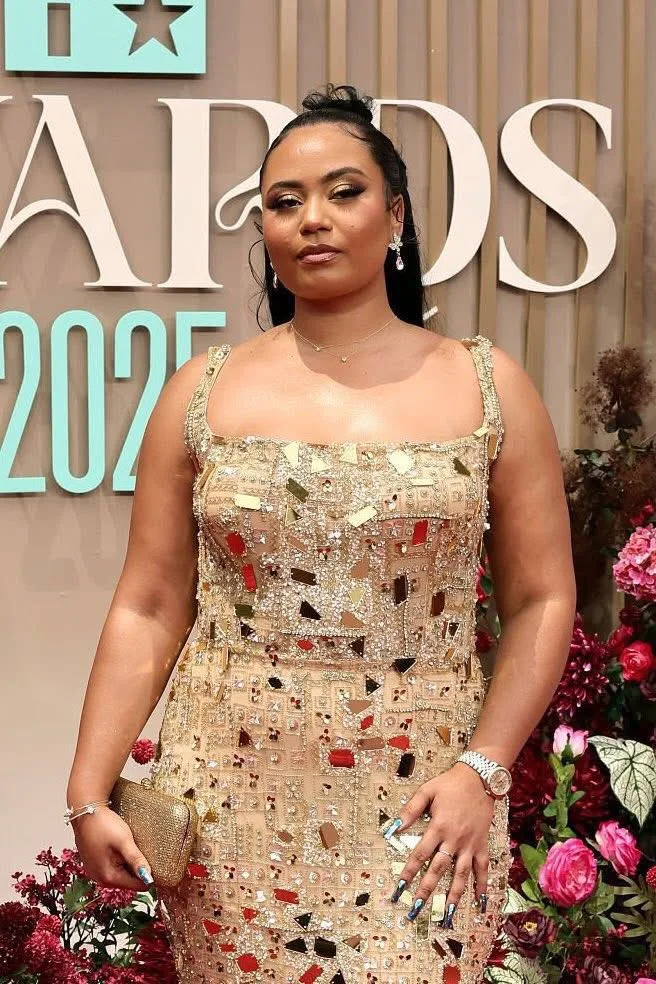 Moliy's BET Awards look