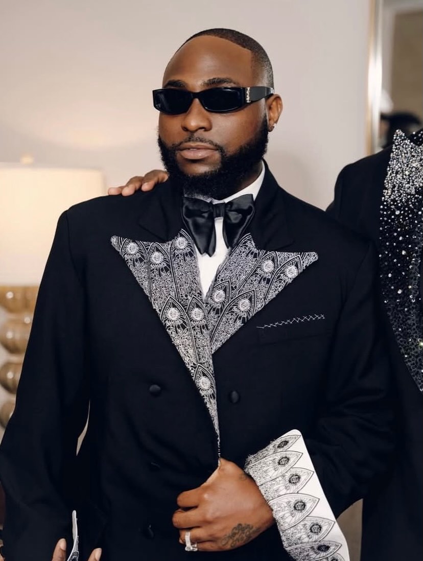 Davido Grammy outfit Who Decides War