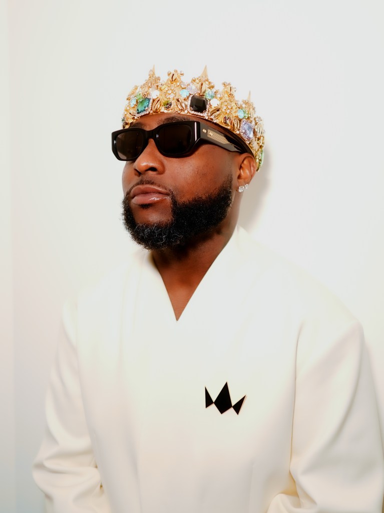 Crochet, silk and layered gold: the Afrobeats style codes of 2026